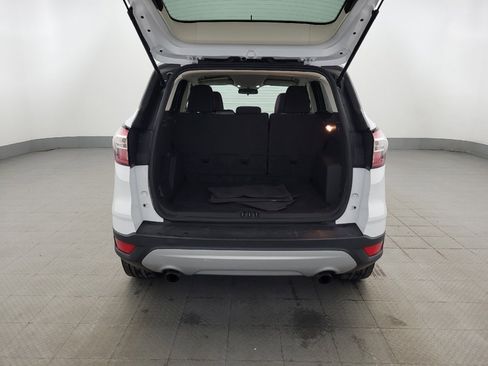 Used 2017 Ford Escape SE AWD/4WD image 29