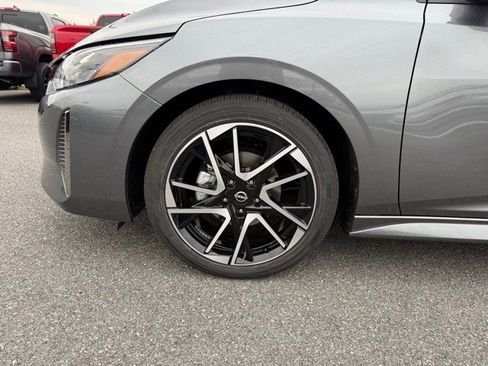 New 2025 Nissan Sentra SR w/ SR Premium Package image 9