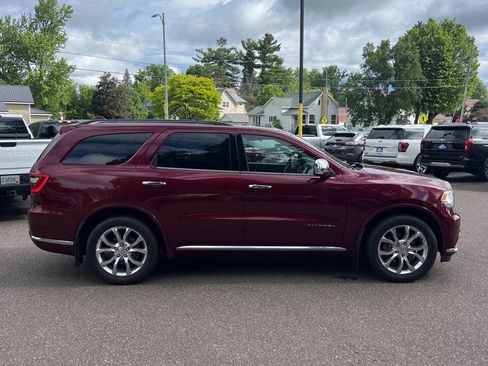 Used 2017 Dodge Durango Citadel w/ Technology Group AWD/4WD image 3