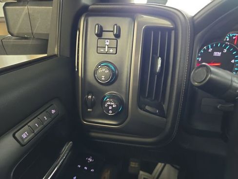 Used 2019 Chevrolet Silverado 2500 High Country w/ Duramax Plus Package AWD/4WD image 20