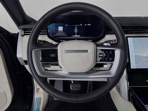 New 2025 Land Rover Range Rover SE image 12