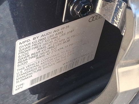 New 2026 Audi Q7 Premium image 16