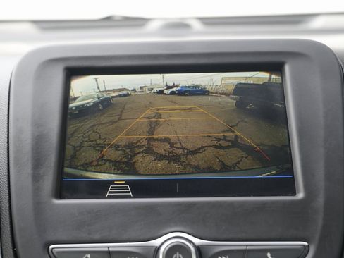 Used 2019 Chevrolet Equinox LT image 50