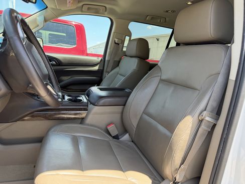Used 2015 Chevrolet Tahoe LT w/ Luxury Package RWD image 27