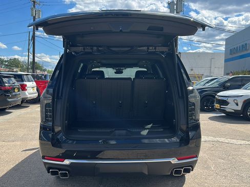 New 2026 Chevrolet Tahoe High Country AWD/4WD image 11