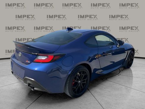 Used 2025 Toyota GR86 Premium w/ Performance Package RWD image 5