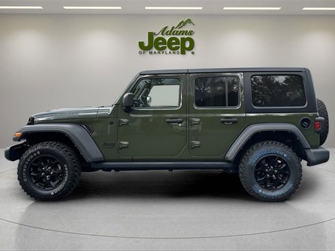 Used 2021 Jeep Wrangler Unlimited Sport image 16