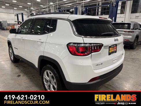 New 2026 Jeep Compass Latitude image 4