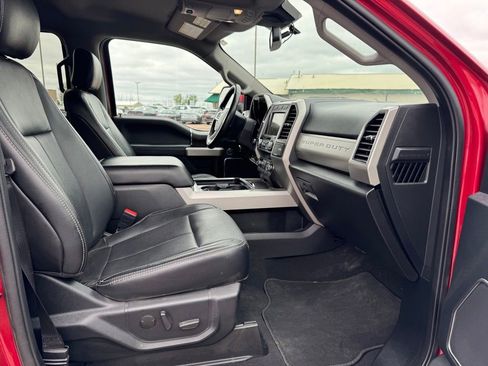 Used 2020 Ford F250 Lariat w/ Lariat Ultimate Package AWD/4WD image 24
