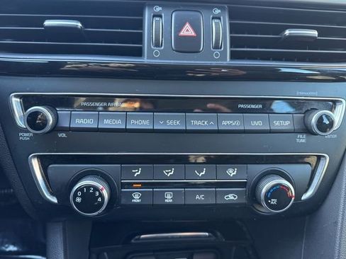 Used 2018 Kia Optima S w/ Panoramic Sunroof Package image 25