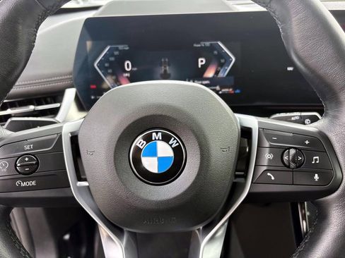 Used 2025 BMW X1 xDrive28i w/ Premium Package image 16