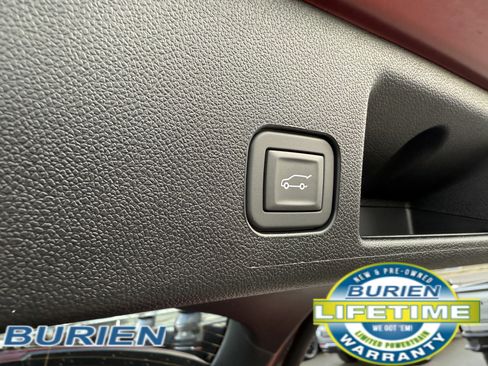 New 2026 Chevrolet Equinox EV LT image 34