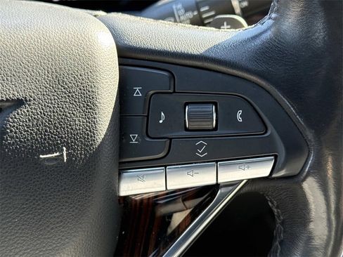 Used 2023 Cadillac Escalade ESV Luxury image 25