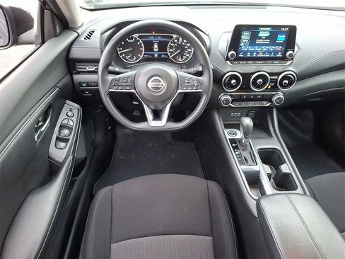 Used 2023 Nissan Sentra SV image 12