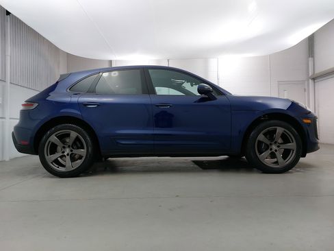 Certified 2026 Porsche Macan image 8