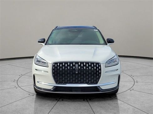 New 2026 Lincoln Corsair Reserve w/ Towing Package image 12