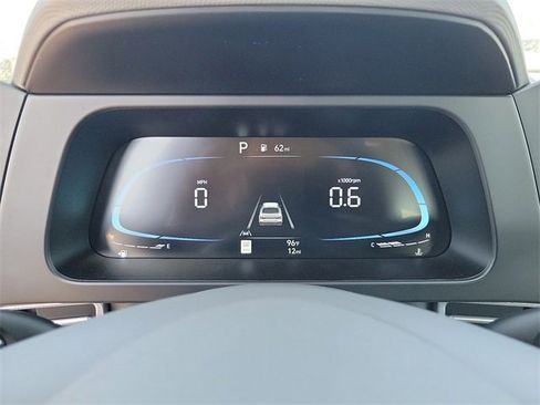 New 2025 Hyundai Elantra Sport image 9