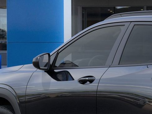 New 2026 Chevrolet Trax RS image 12