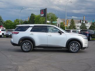 Used 2024 Nissan Pathfinder S AWD/4WD video 2
