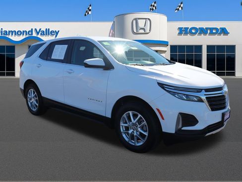 Used 2024 Chevrolet Equinox LT FWD image 1