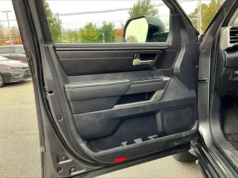 Used 2022 Toyota Tundra SR5 image 9