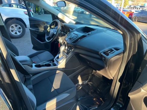 Used 2013 Ford Escape S image 25
