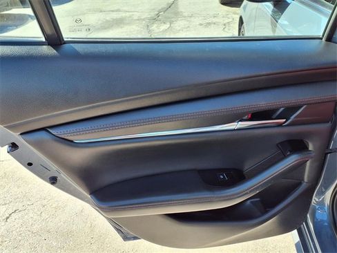 Used 2024 MAZDA MAZDA3 s image 8