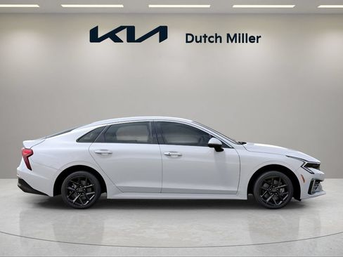 Used 2025 Kia K5 LXS FWD image 7