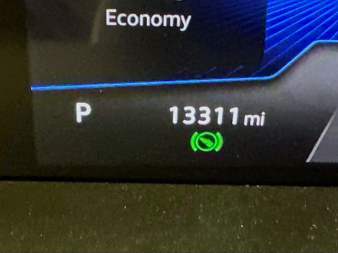 Used 2025 Volkswagen Jetta SE image 19