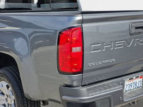 Used 2022 Chevrolet Colorado LT w/ Safety Package RWD image 36