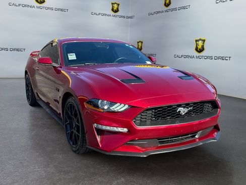 Used 2018 Ford Mustang Premium w/ Ecoboost Performance Package RWD image 7