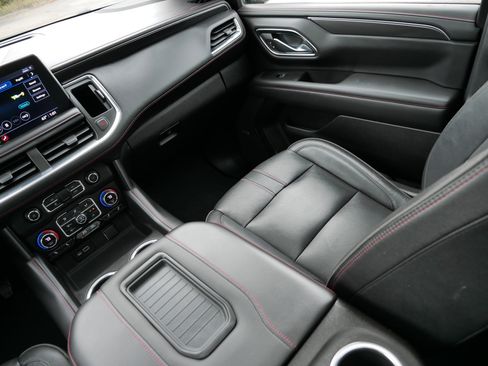 Used 2021 Chevrolet Tahoe RST image 11