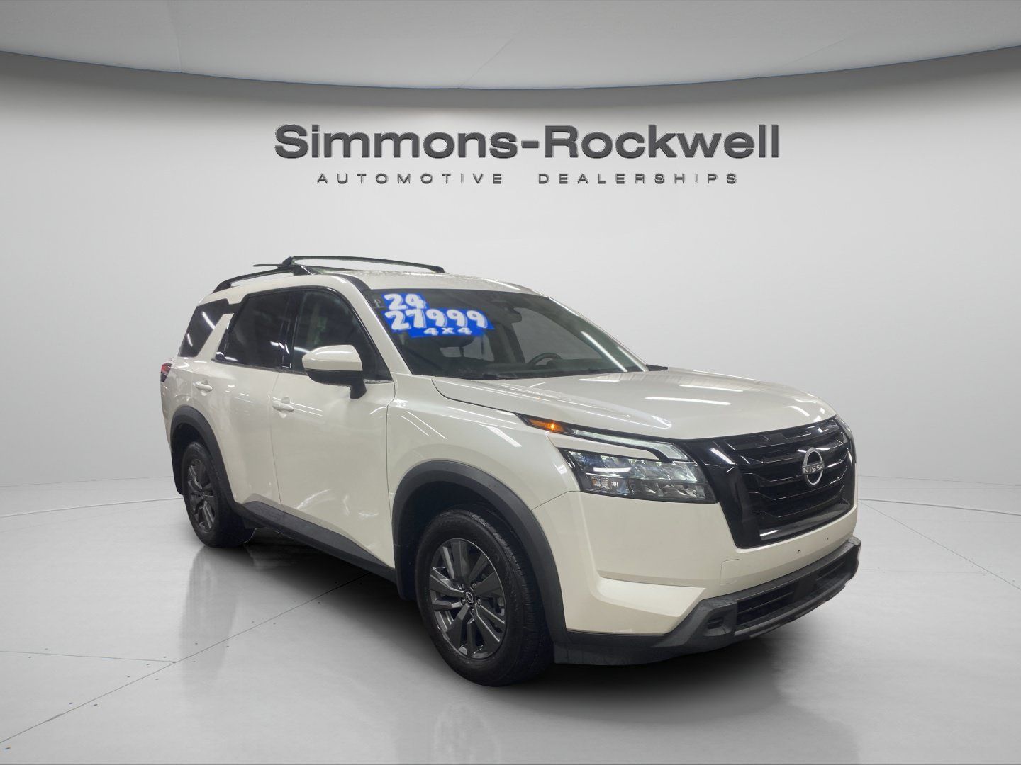 Used 2024 Nissan Pathfinder SV w/ Black Appearance Package AWD/4WD image 7
