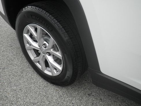 Used 2021 Jeep Grand Cherokee L Limited image 11