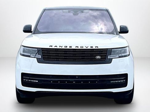 Used 2023 Land Rover Range Rover SE AWD/4WD image 2