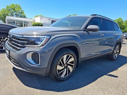 New 2026 Volkswagen Atlas SE AWD/4WD image 2