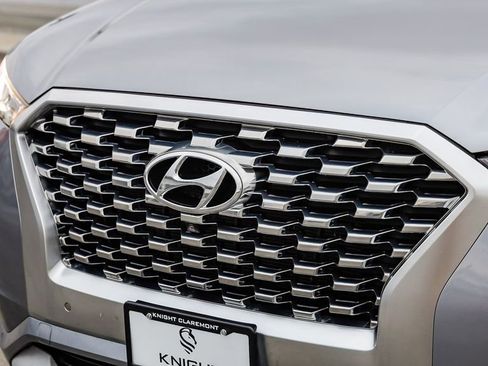 Used 2021 Hyundai Palisade Limited image 6