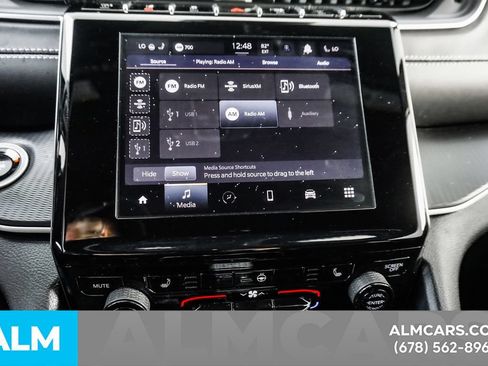 Used 2025 Jeep Grand Cherokee Altitude AWD/4WD image 37