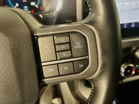 Used 2023 Ford F150 Lariat AWD/4WD image 18