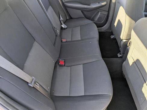 Used 2022 Nissan Sentra SV image 18