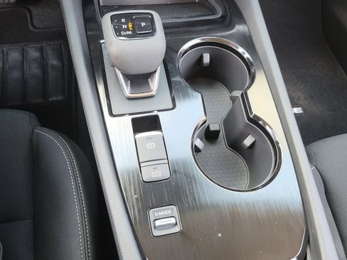 New 2026 Nissan Rogue S image 23