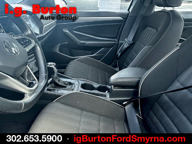 Used 2023 Volkswagen Jetta Sport FWD image 5