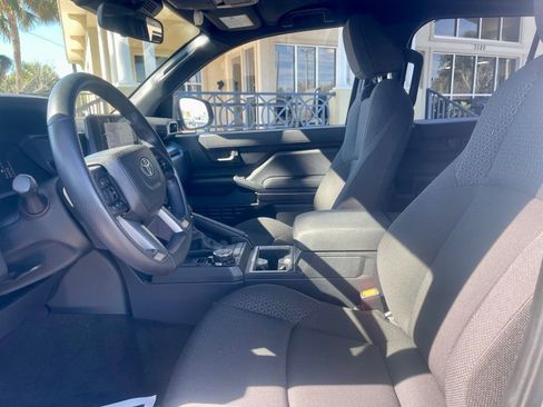 Used 2025 Toyota 4Runner SR5 image 11