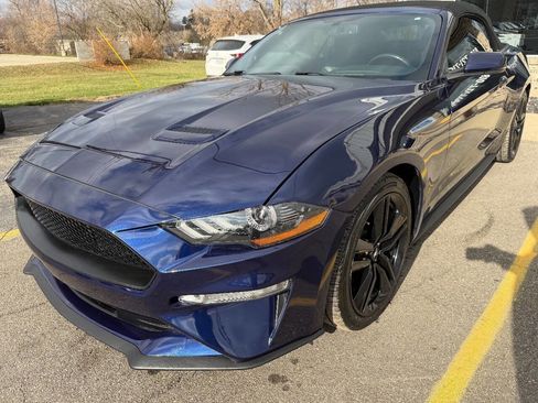 Used 2020 Ford Mustang Premium image 26