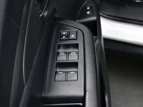 Used 2022 Honda Pilot TrailSport image 10