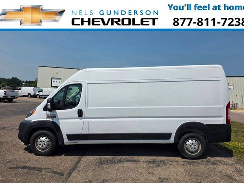 Used 2019 RAM ProMaster 2500 FWD image 2