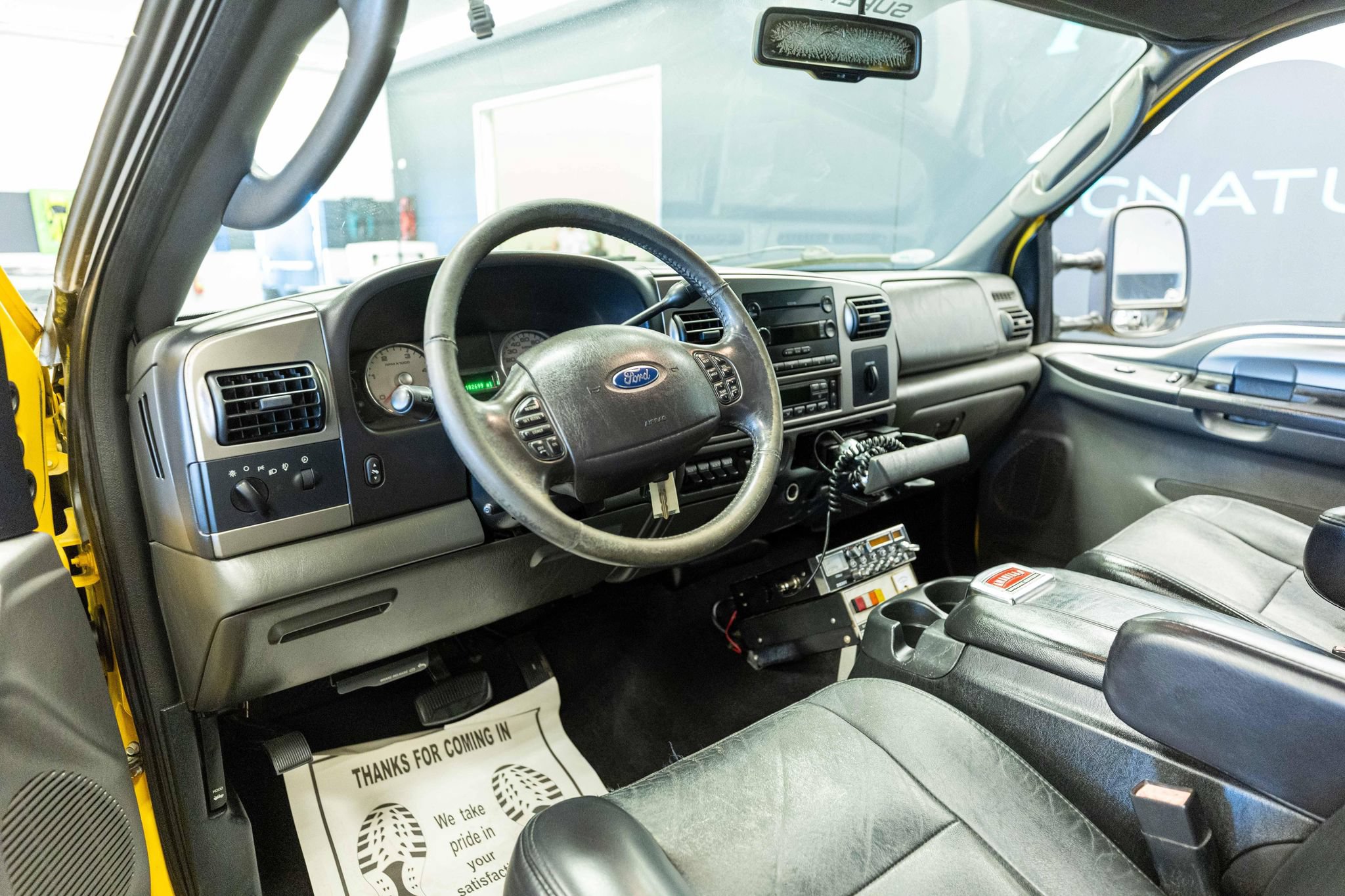Used 2006 Ford F350 Lariat AWD/4WD image 11