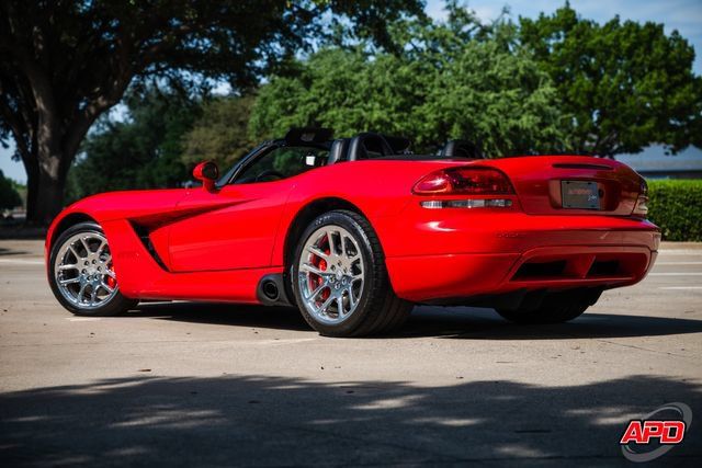 Used 2004 Dodge Viper SRT-10 RWD image 49