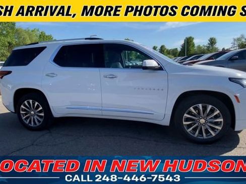 Used 2023 Chevrolet Traverse Premier w/ LPO, Floor Liner Package AWD/4WD image 3