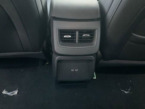 New 2026 Chevrolet Equinox EV LT image 18